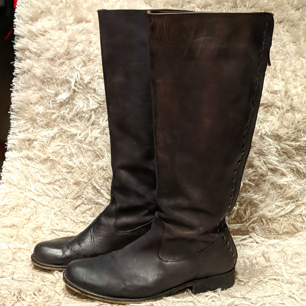 Steve Madden black boots